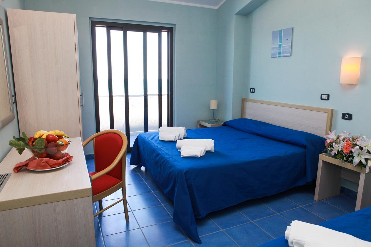 Club Esse Costa Dello Jonio Hotel Mandatoriccio Marina Luaran gambar
