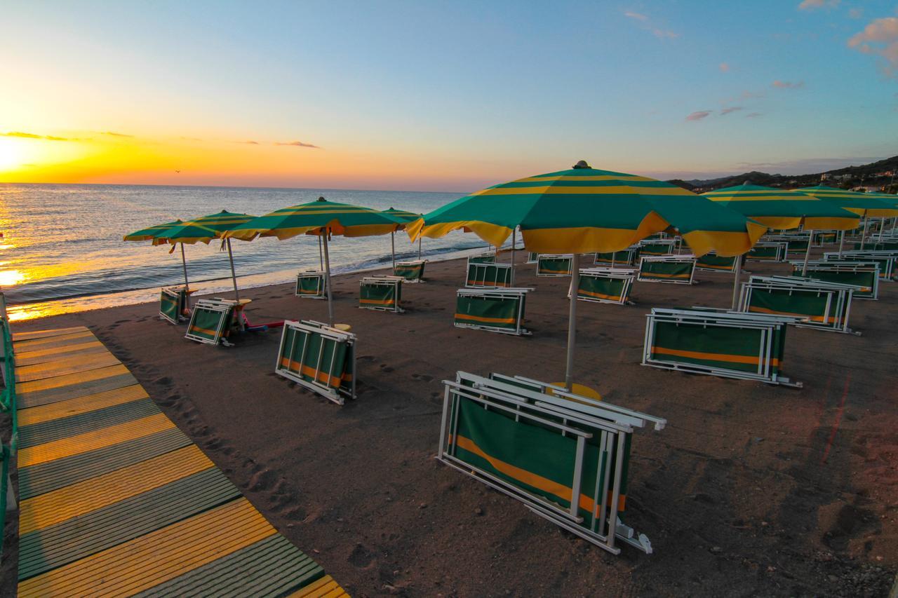Club Esse Costa Dello Jonio Hotel Mandatoriccio Marina Luaran gambar