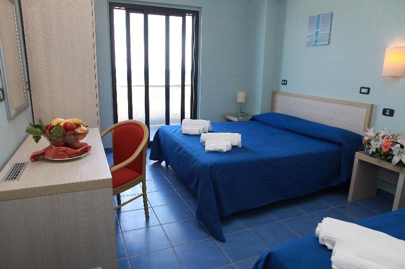 Club Esse Costa Dello Jonio Hotel Mandatoriccio Marina Luaran gambar